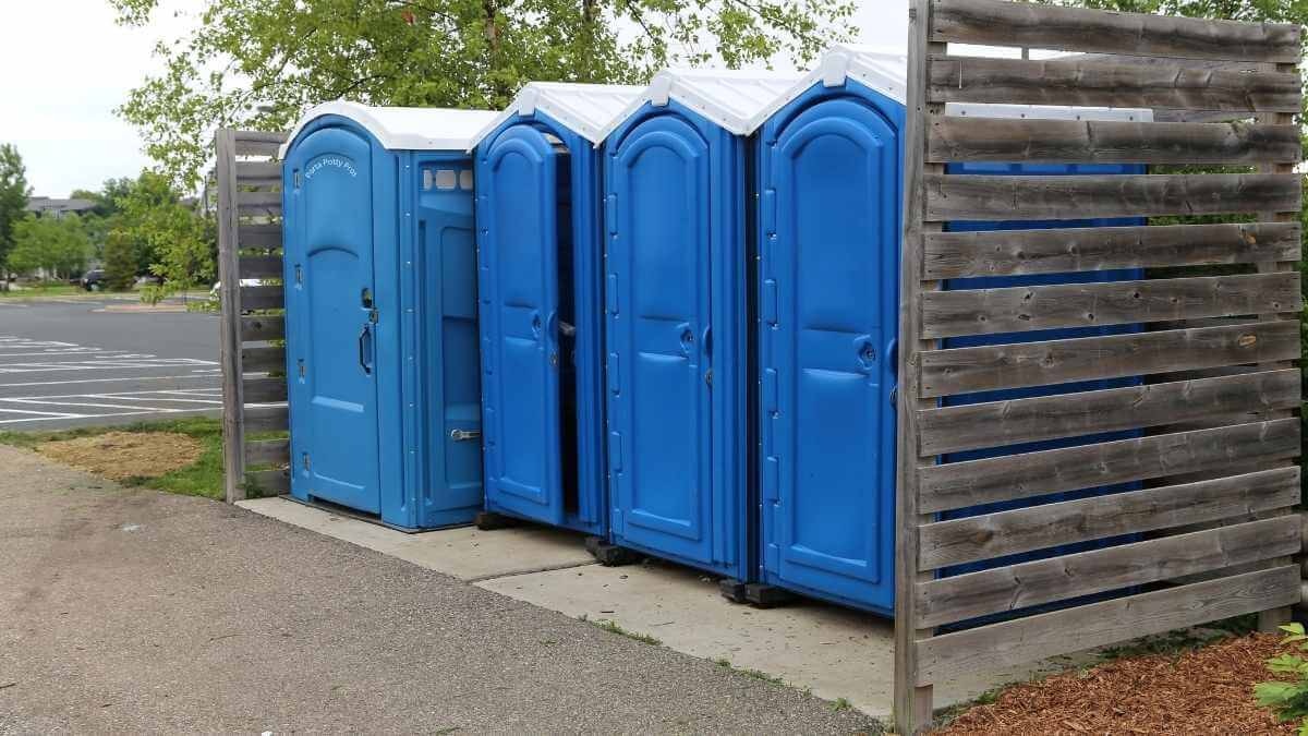 Porta Potty Rental Pros - Trusted Porta Potty Services in Warm Springs, OR, 97761